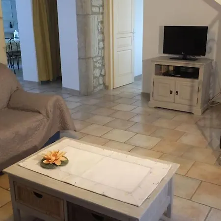 Les Templiers Holiday home *